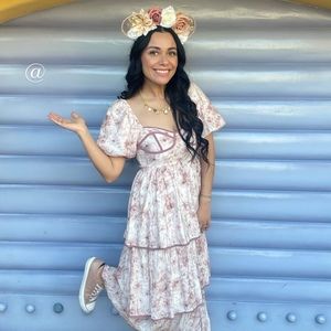 Meet your Posher, Adelaida